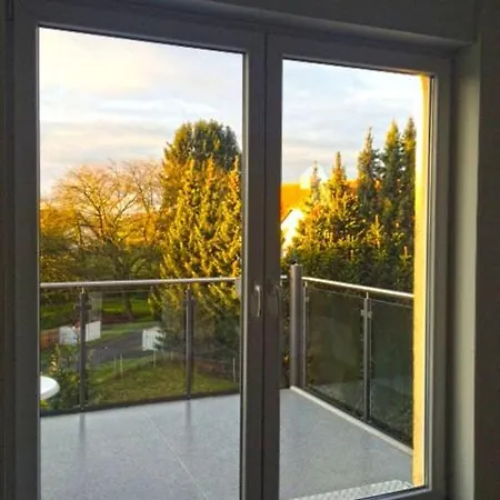 Midi-maisonette Mit Kleiner Dachterrasse Und Blick Ins Gruene *