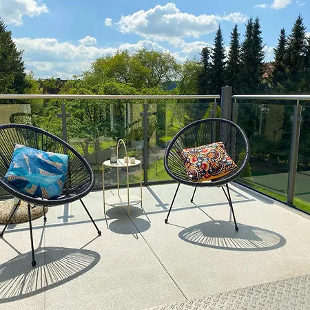 Midi-maisonette Mit Kleiner Dachterrasse Und Blick Ins Gruene Petersberg (Hessen)